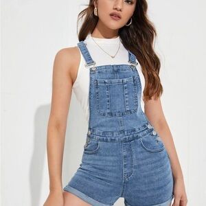 Overall shorts size Small